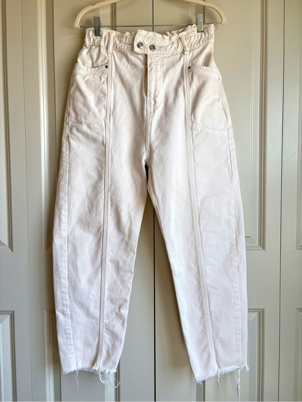 Zara High Waisted Paperbag Baggy Barrel Leg Jeans Cream Front Seams Raw Hem 8